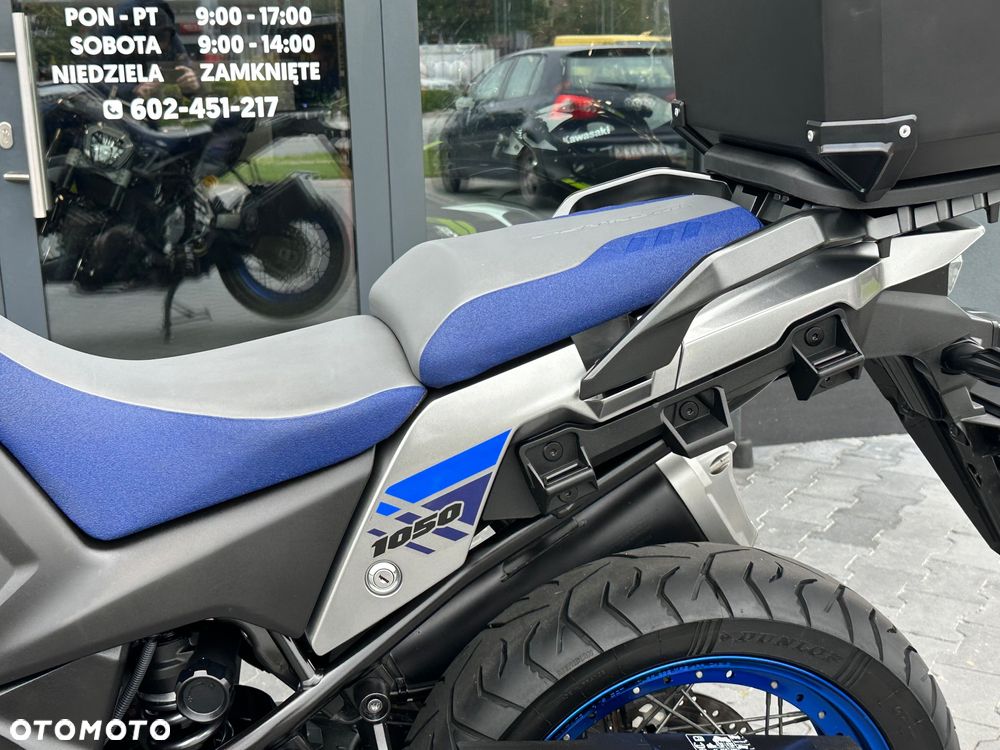 Suzuki V-STROM - 35