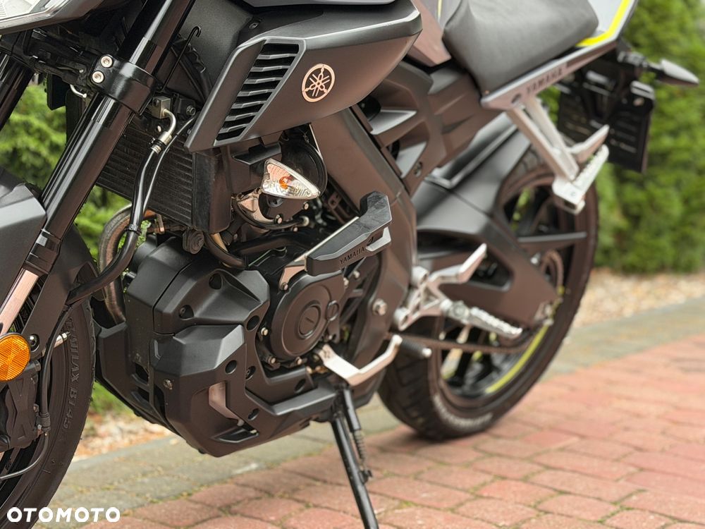 Yamaha MT - 17