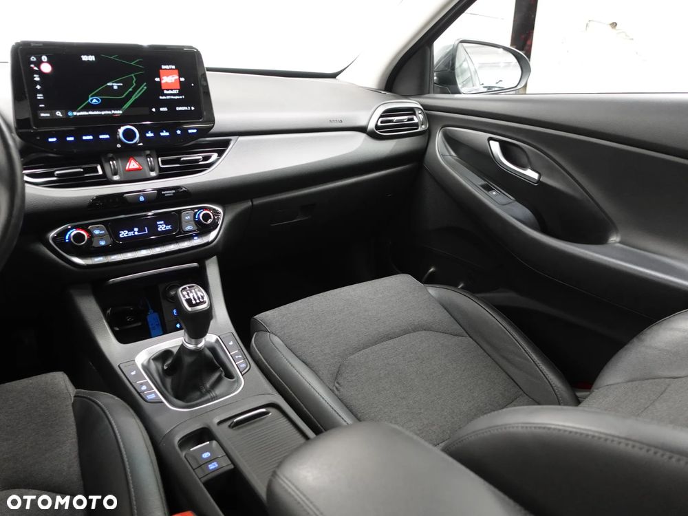 Hyundai i30 1.5 T-GDI 48V-Hybrid Prime - 36