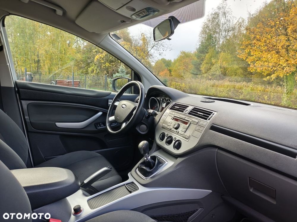 Ford Kuga 2.0 TDCi 2x4 Trend - 30
