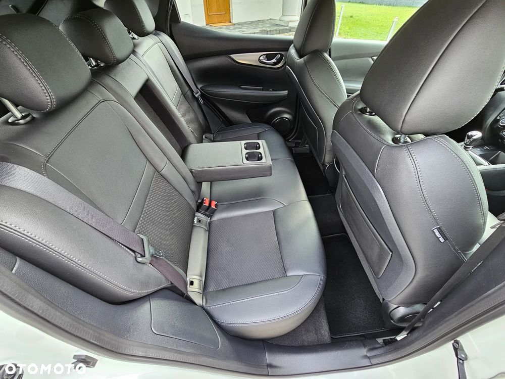 Nissan Qashqai 1.2 DIG-T 360 - 26