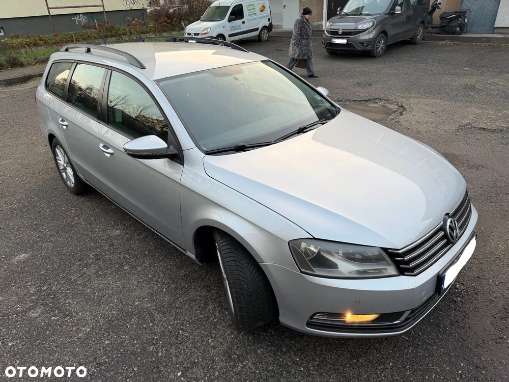 Volkswagen Passat 2.0 TDI DSG BlueMotion Technology Comfortline - 5