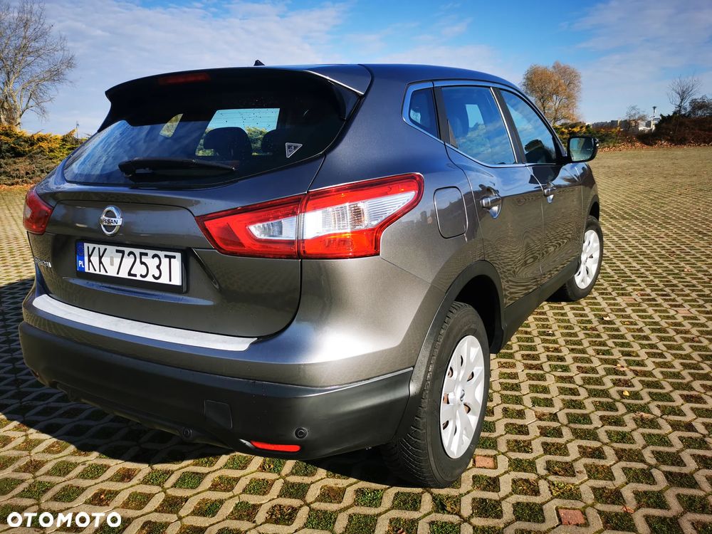 Nissan Qashqai 1.2 DIG-T N-Vision - 14