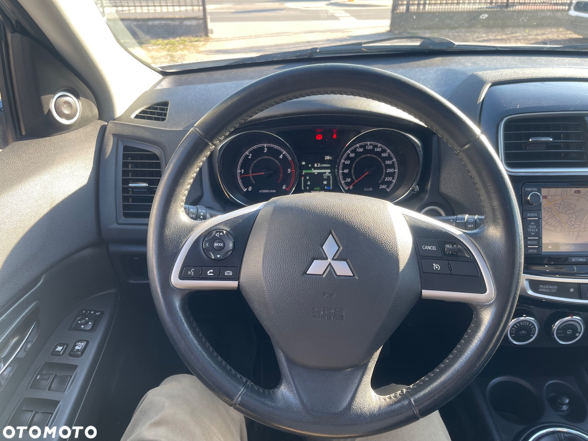 Mitsubishi ASX 1.8 DID Intense 4WD AS&G - 14