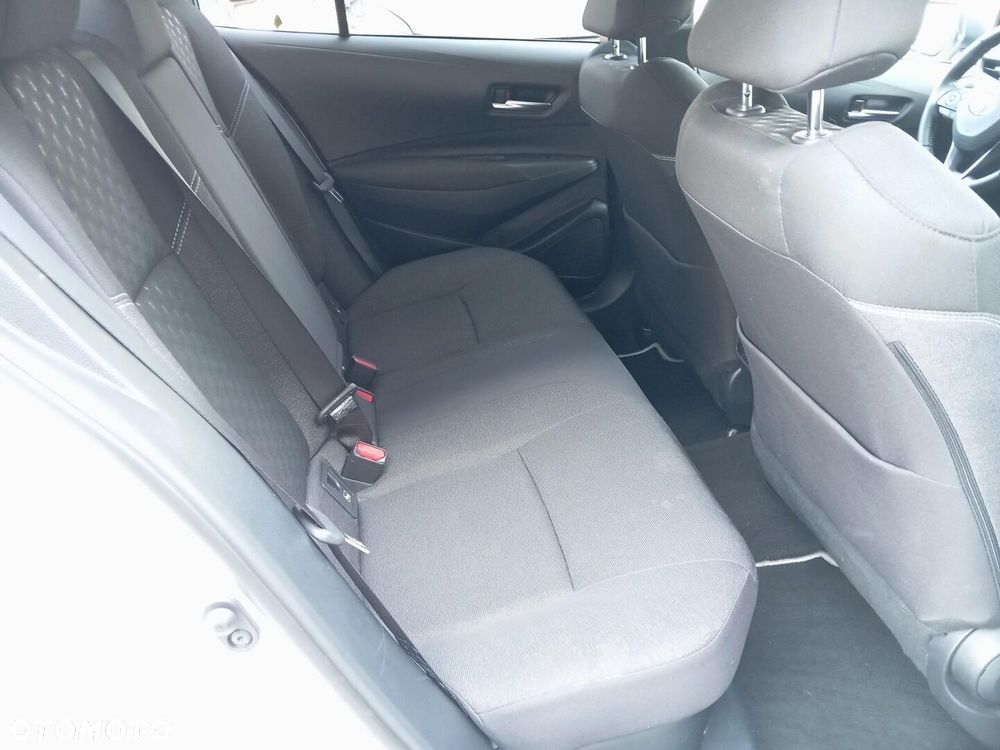 Toyota Corolla 1.8 Hybrid Style - 11