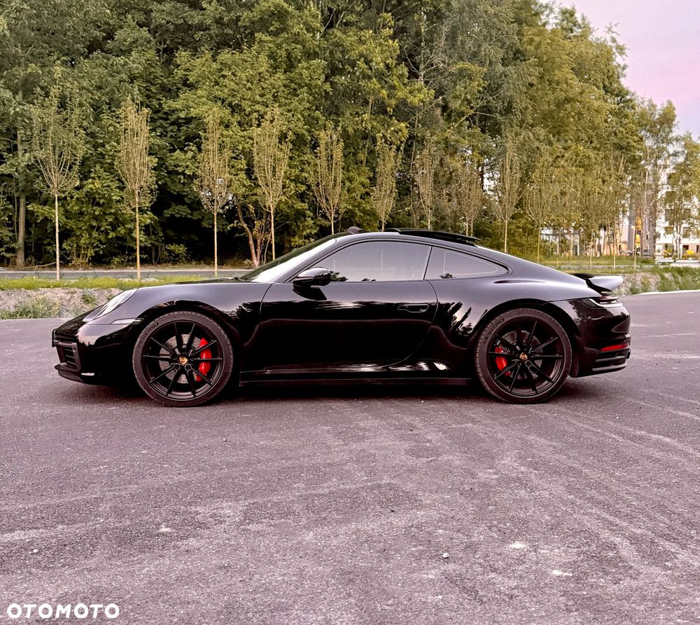 Porsche 911 Carrera 4S - 19