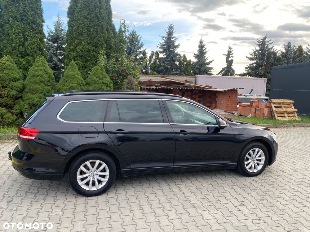 Volkswagen Passat - 10