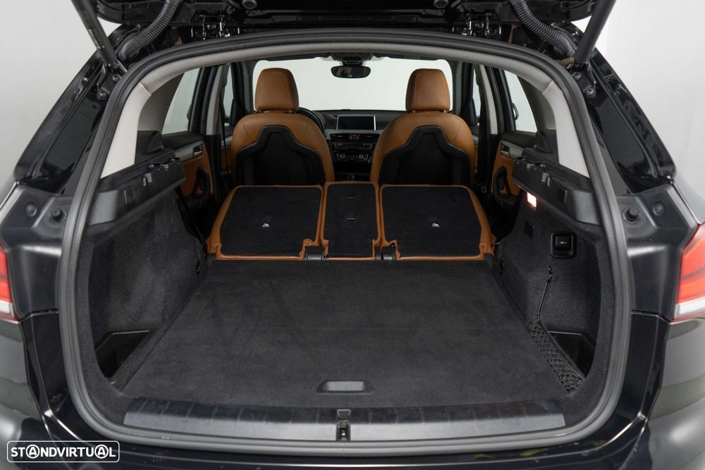 BMW X1 25 e xDrive Corporate Edition - 16