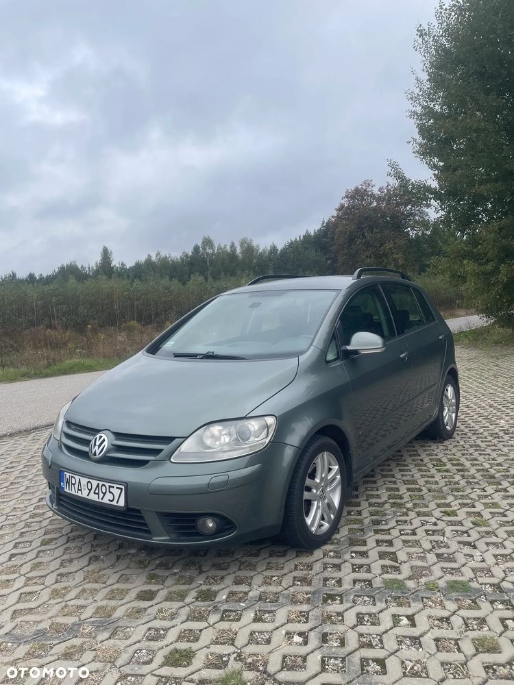 Volkswagen Golf Plus 2.0 TDI Comfortline - 1