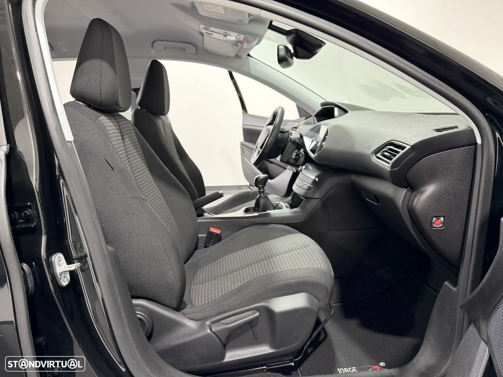 Peugeot 308 SW 1.5 BlueHDi Style - 37