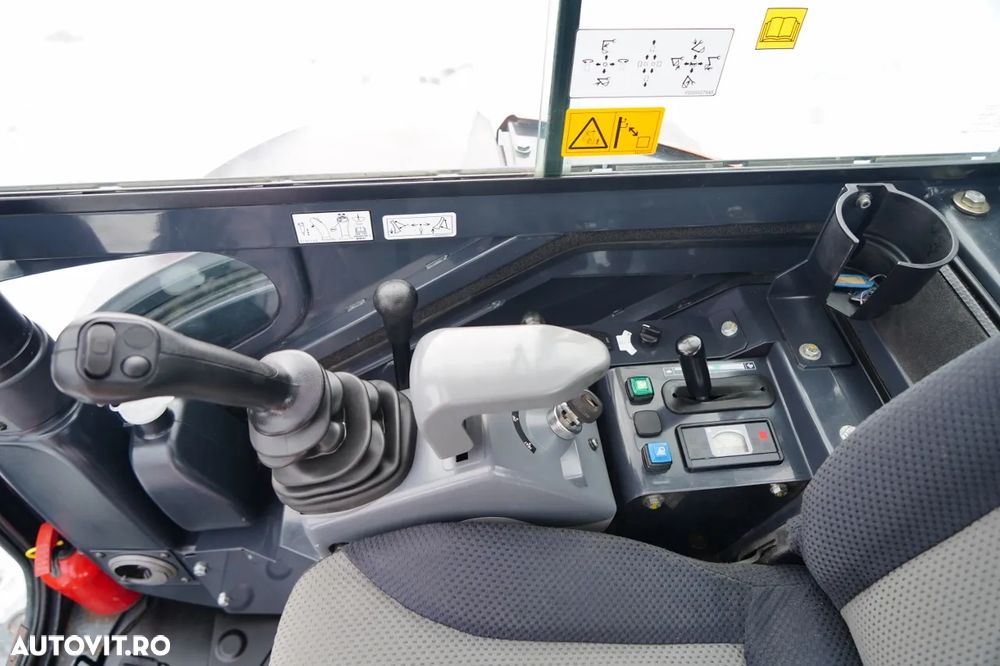 Hitachi ZX26U-6 CR / MINI EXCAVATOR / 2022 / 1800 ORE / SET CUPĂ - 31