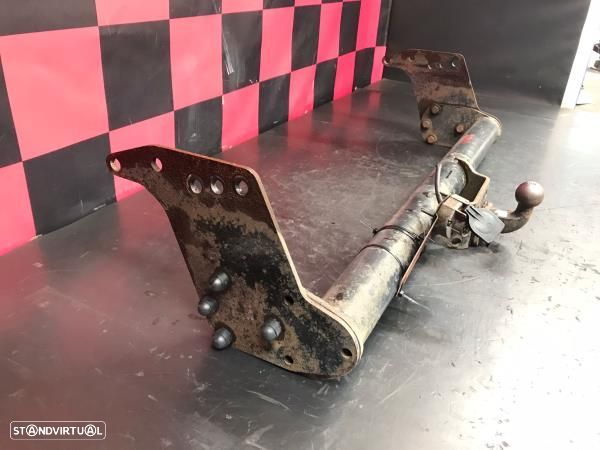 Engate De Reboque Nissan Pick Up (D22) - 2