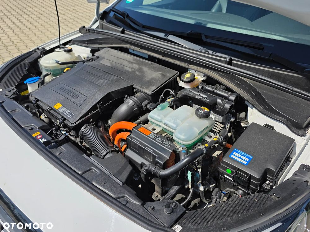 Hyundai IONIQ Hybrid Business - 39