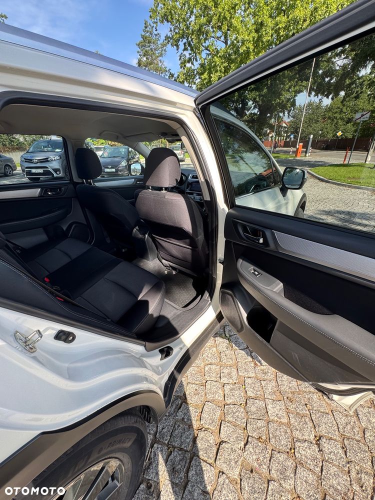 Subaru Outback 2.5i Comfort - 29