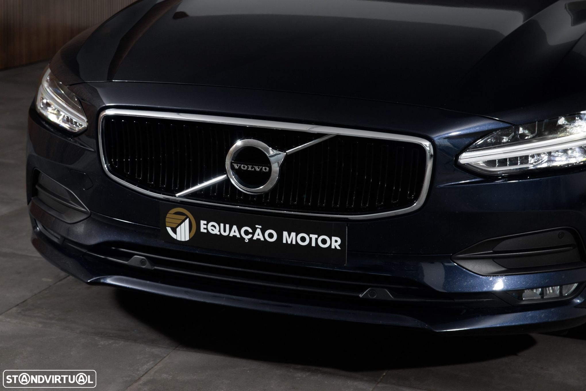 Volvo V90 2.0 D4 Momentum Geartronic - 6