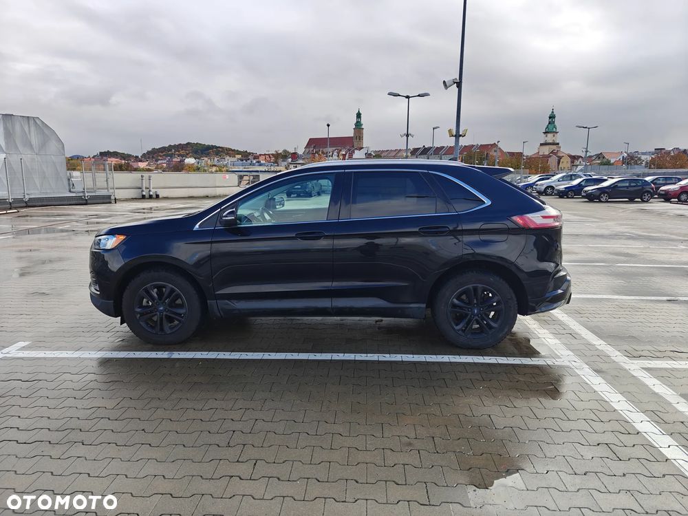 Ford Edge - 4