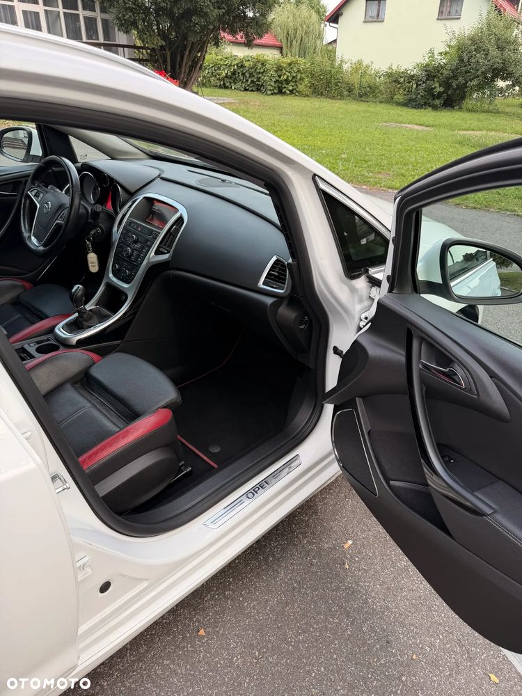 Opel Astra 2.0 CDTI DPF BiTurbo ecoFLEX Start/Stop - 20