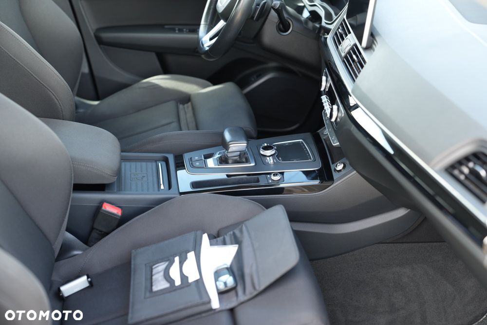 Audi Q5 35 TDI Quattro S tronic - 10