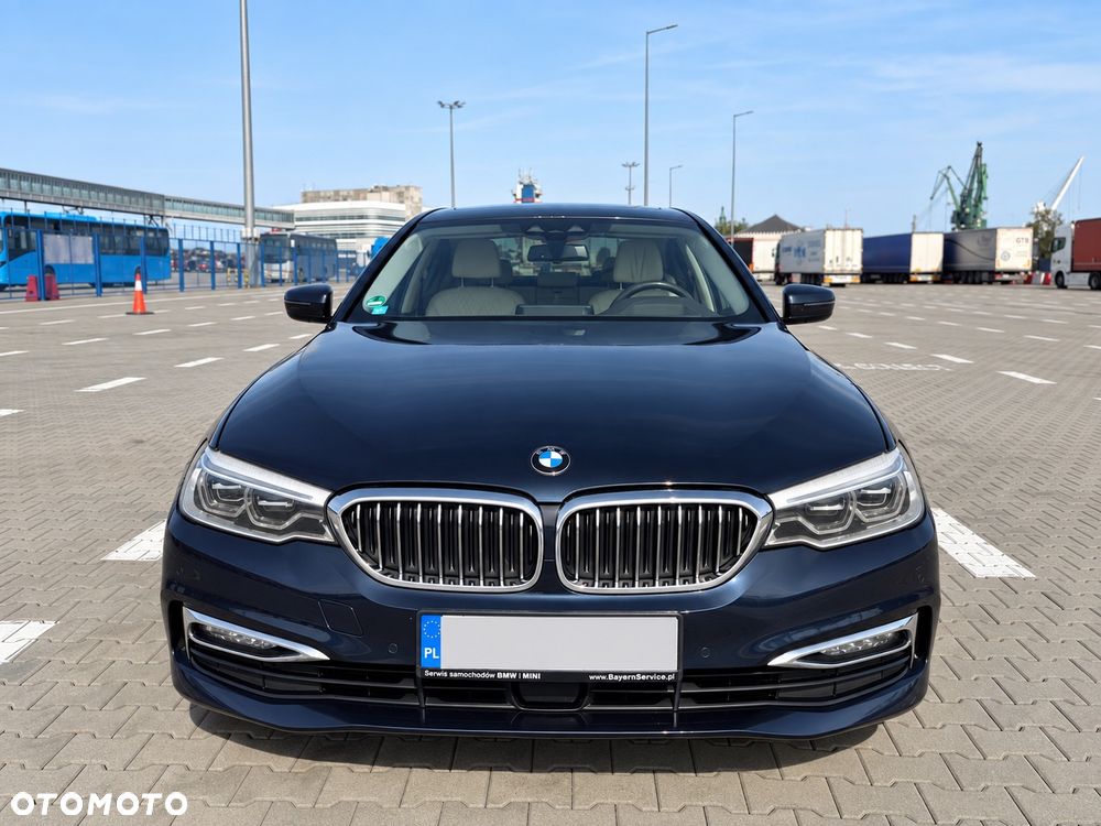 BMW Seria 5 540i Luxury Line - 4