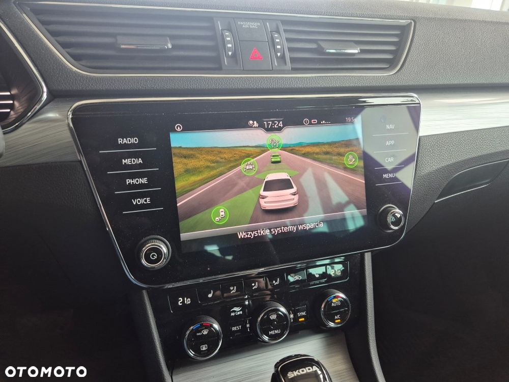 Skoda Superb 2.0 TDI SCR Ambition DSG - 16