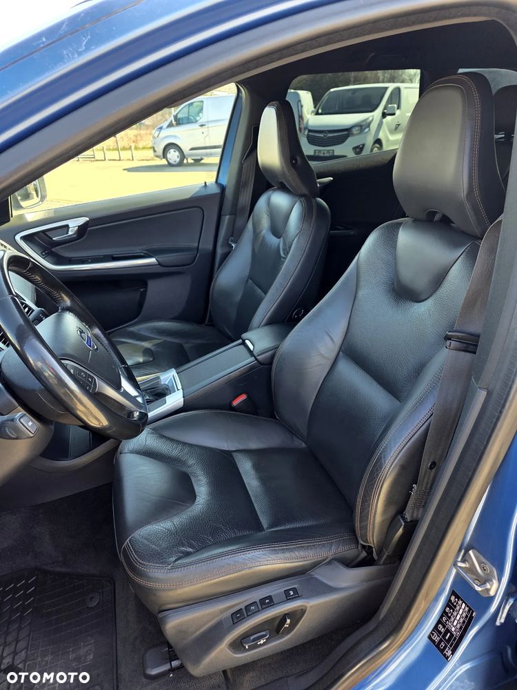 Volvo XC 60 D4 Geartronic Momentum - 15