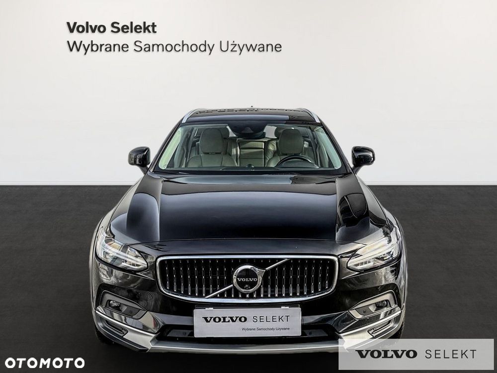 Volvo V90 Cross Country - 3