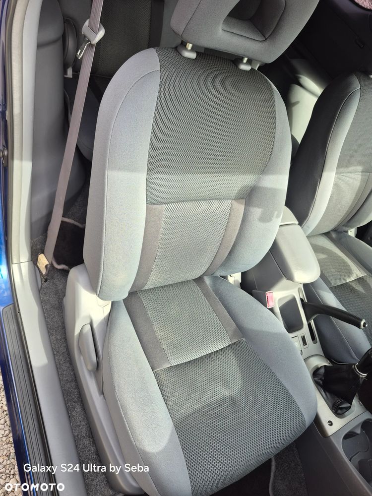 Toyota RAV4 4x4 - 19