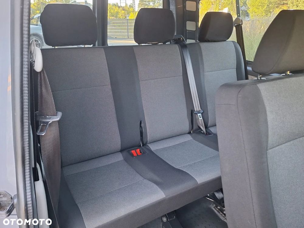 Volkswagen Transporter T6 Lang Plus Trendline - 13