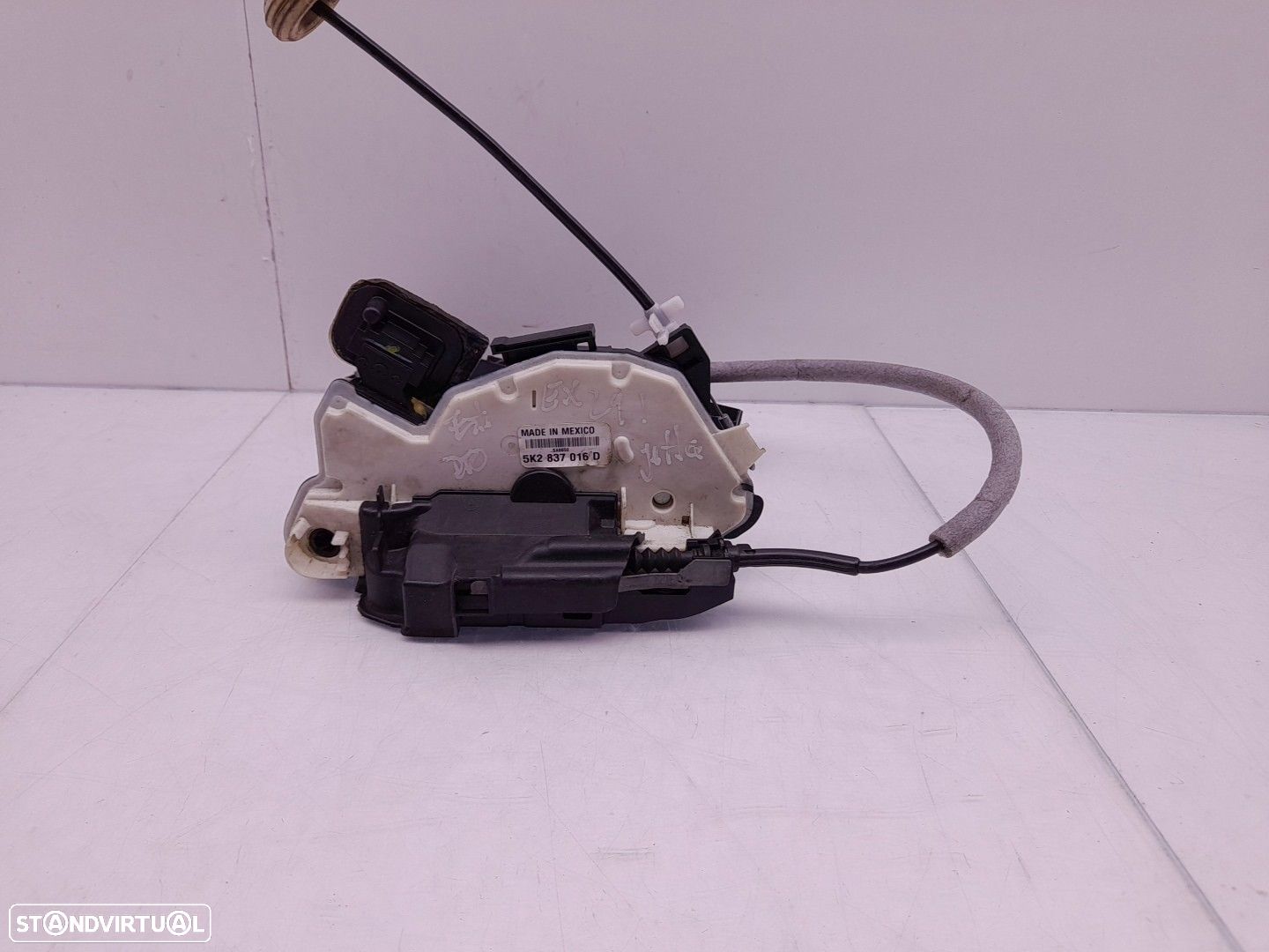 Fechadura / fecho porta frente direito VOLKSWAGEN Jetta IV (162, 163) - 1