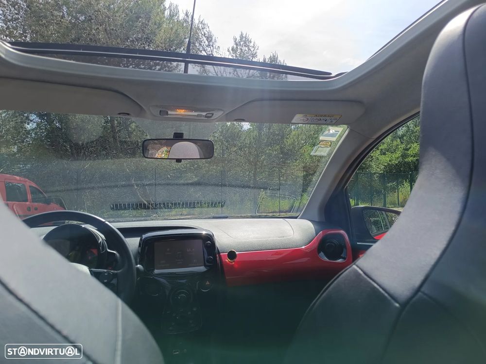 Toyota Aygo 1.0 X-Wave - 16
