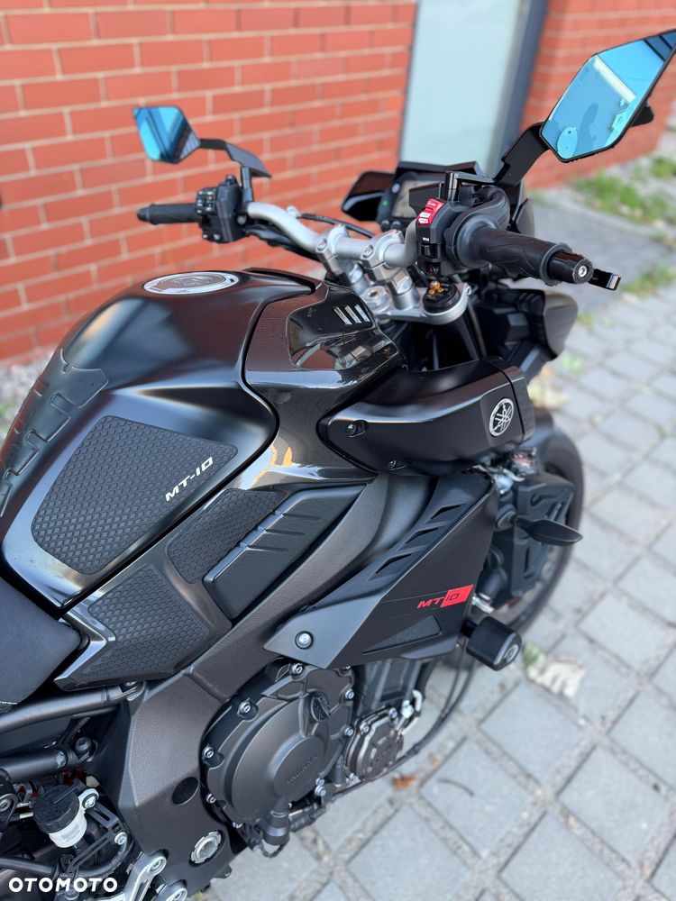 Yamaha MT - 5