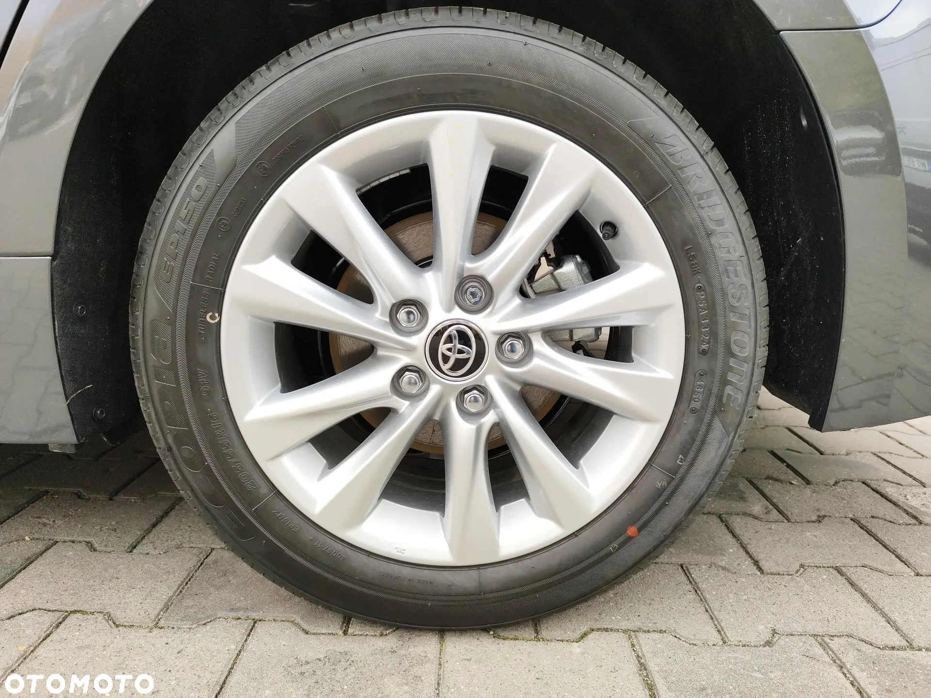 Toyota Corolla 1.8 Hybrid Comfort - 10