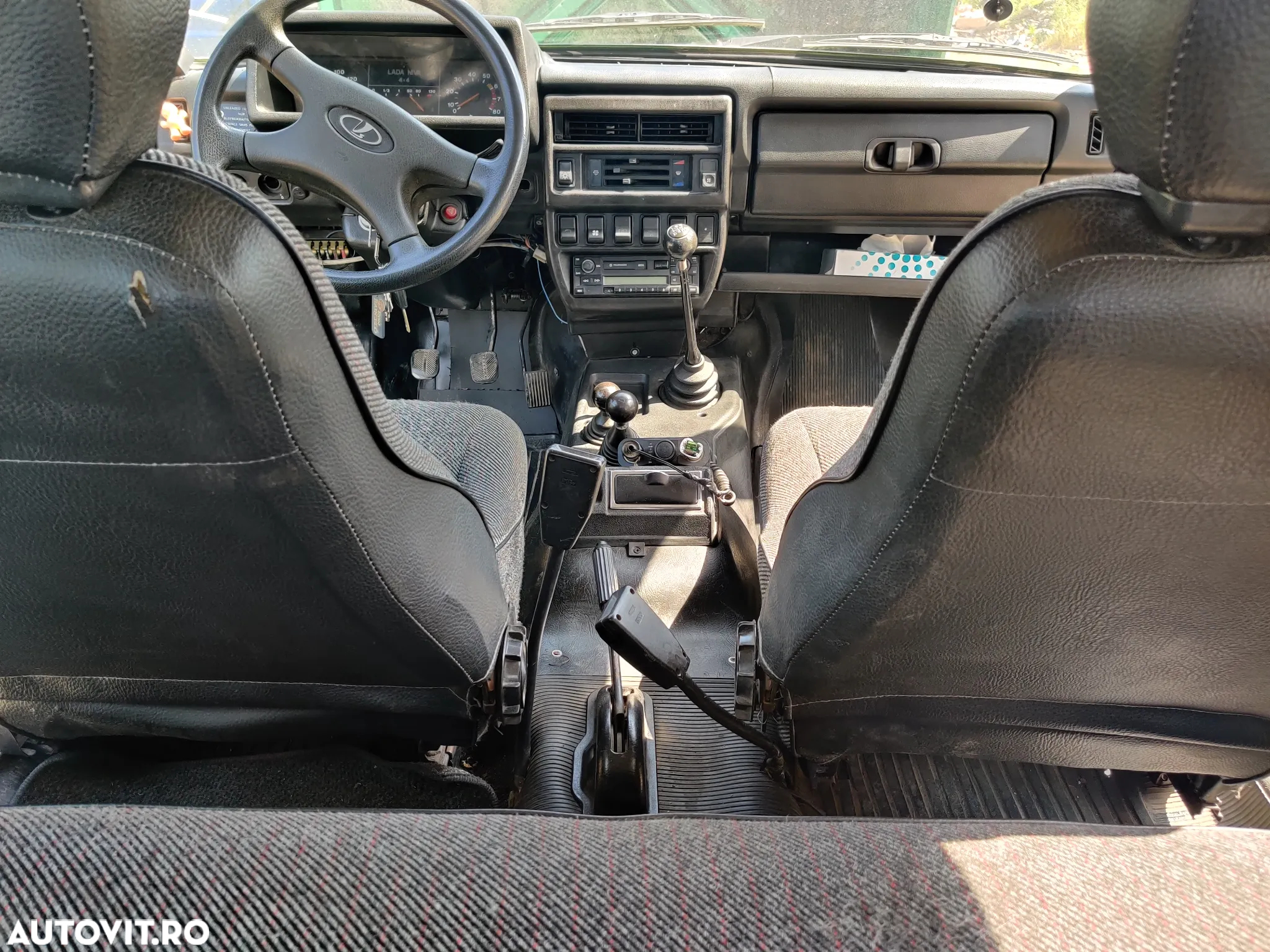 Lada Niva 1.7 4x4 - 7