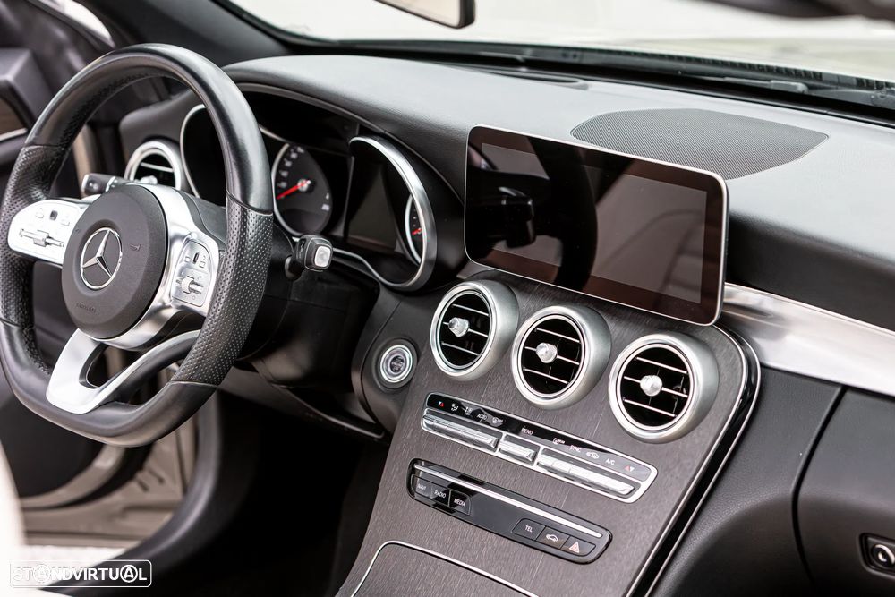 Mercedes-Benz C 220 d Cabrio 9G-Tronic AMG Line Plus - 29