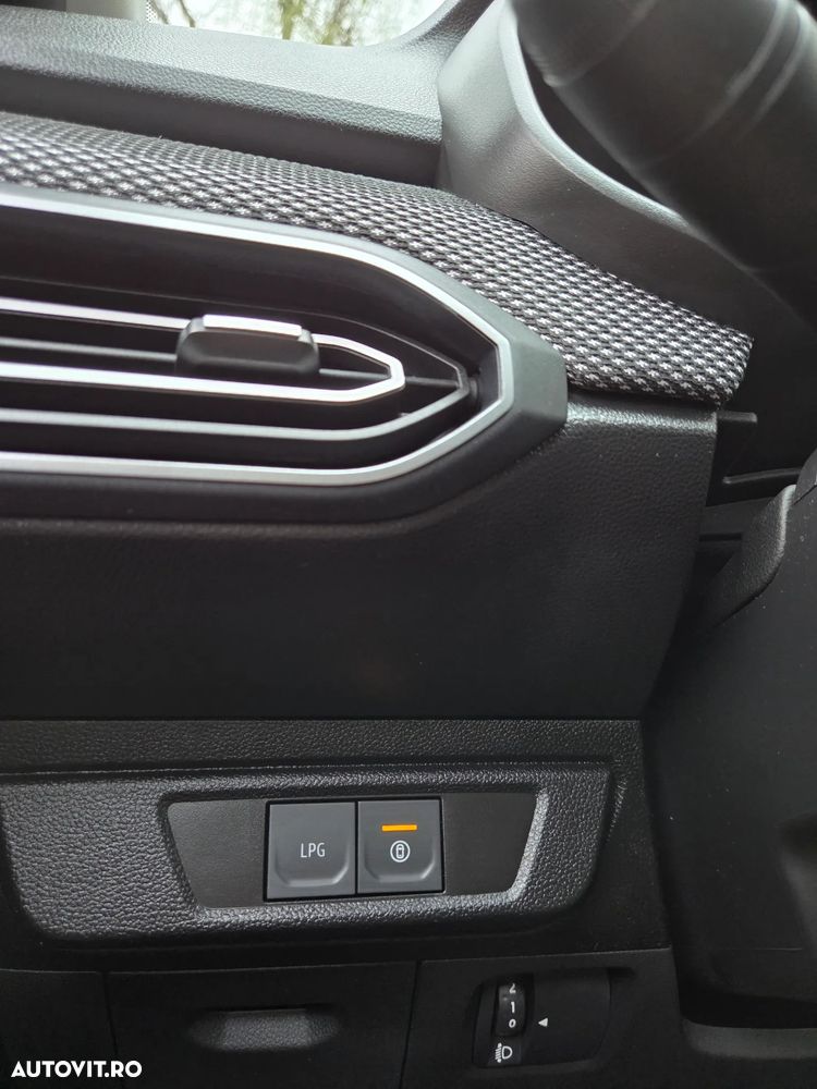 Dacia Logan ECO-G 100 MT6 XX - 23