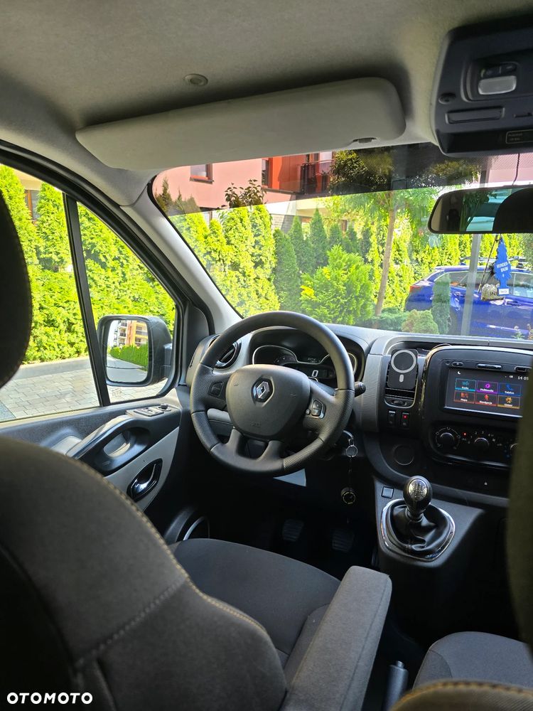 Renault Trafic - 15