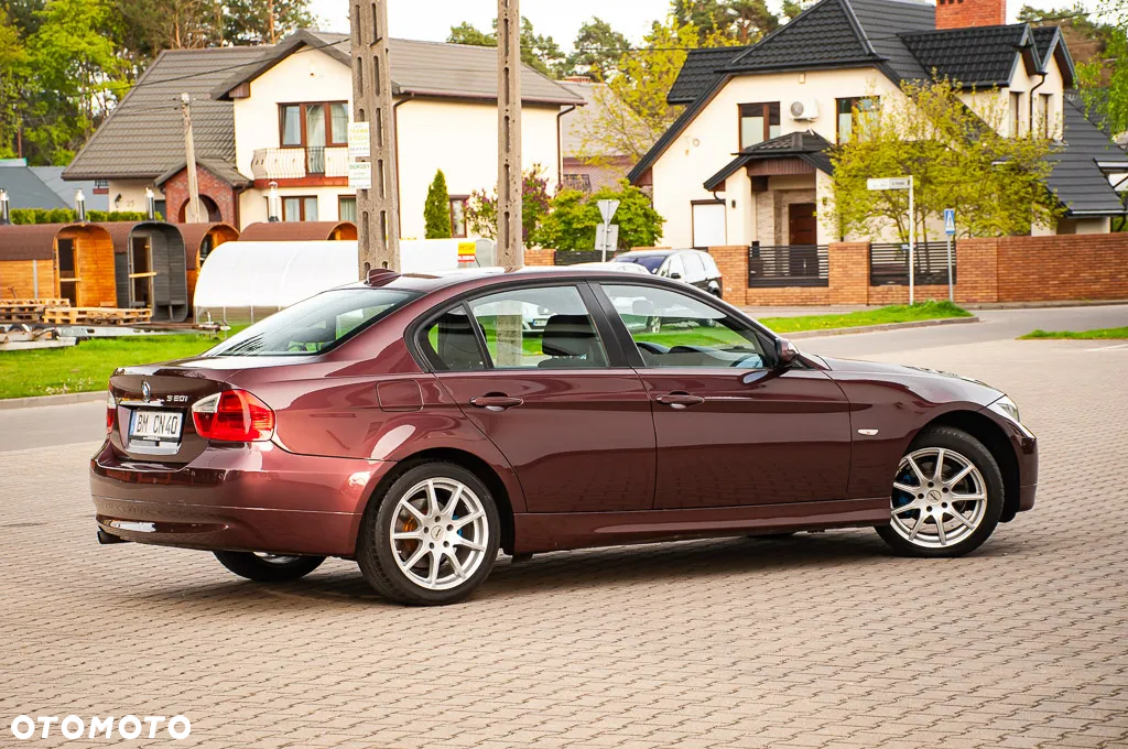 BMW Seria 3 320i - 19
