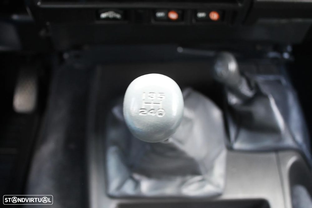 Toyota Land Cruiser 3.0 VX TD - 35