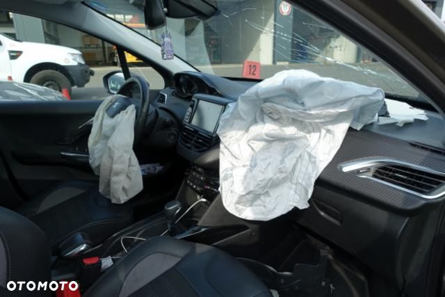 Peugeot 2008 - 7