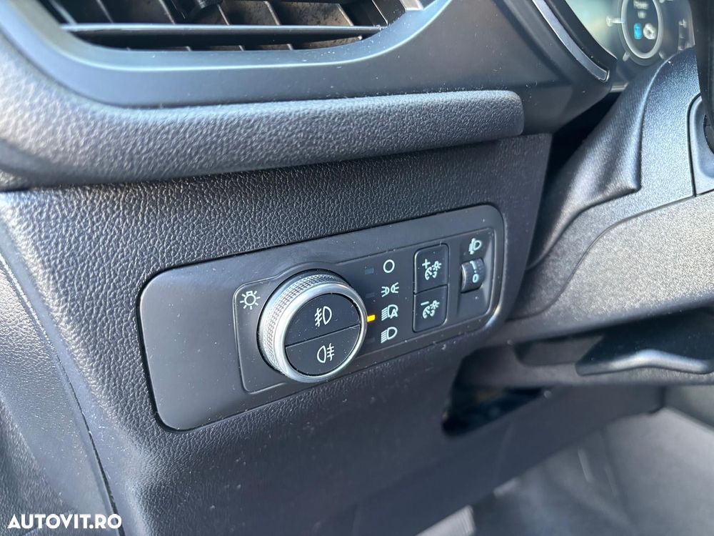 Ford Kuga 2.5 Duratec FHEV TITANIUM - 26