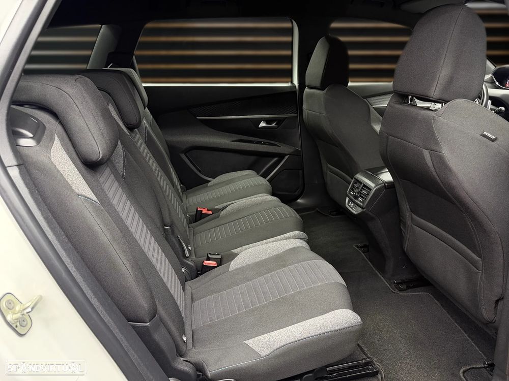 Peugeot 5008 BlueHDI 130 EAT8 Active Pack - 6
