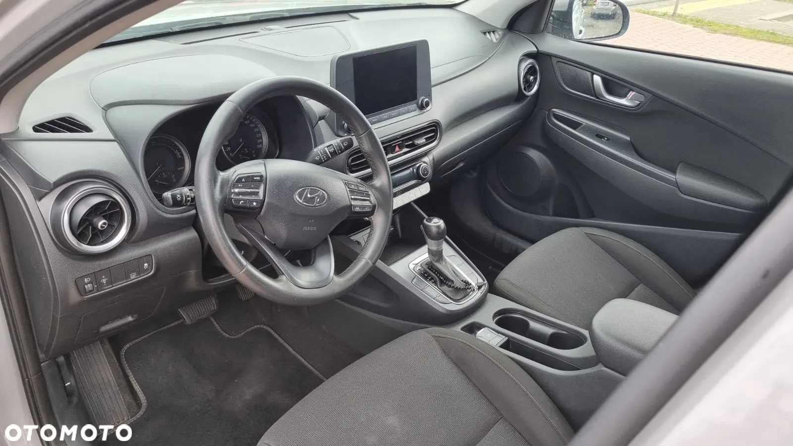 Hyundai Kona 1.6 GDI Hybrid Comfort DCT - 17