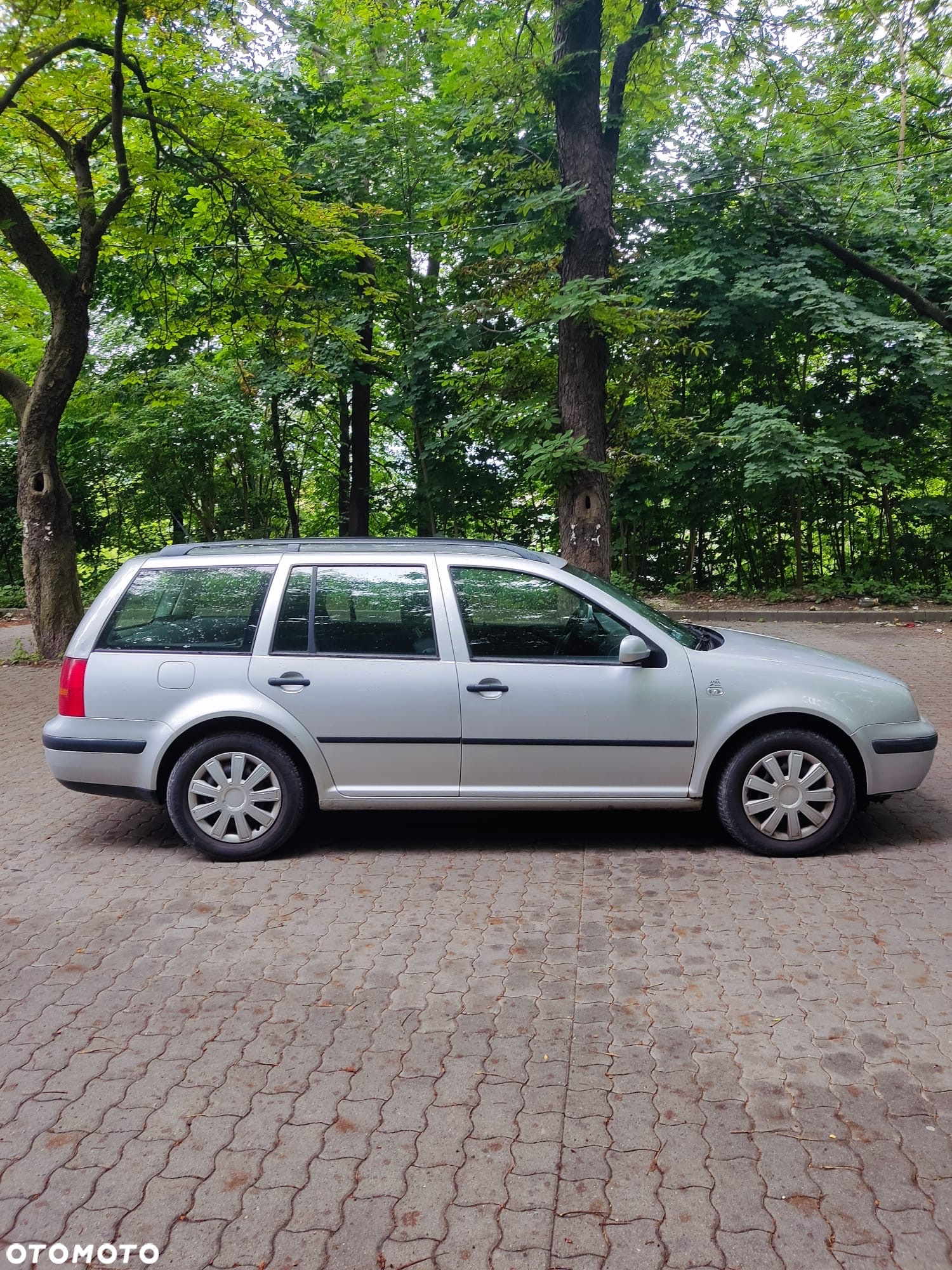 Volkswagen Golf - 3