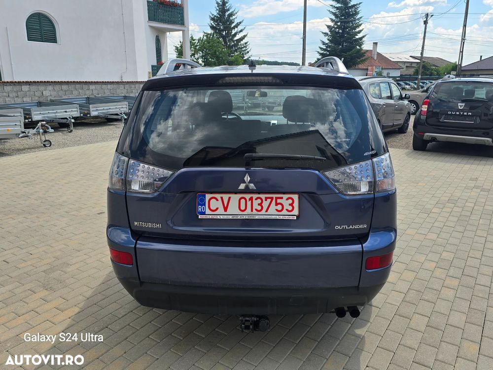 Mitsubishi Outlander 2.0 DI-D Intense - 33