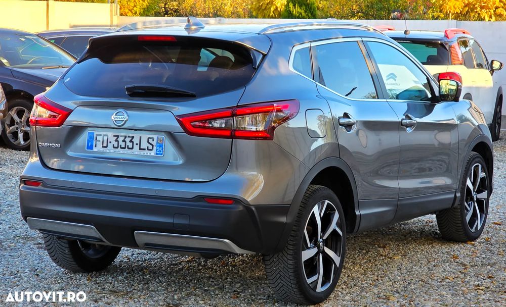 Nissan Qashqai 1.6 DCI TEKNA+ - 11