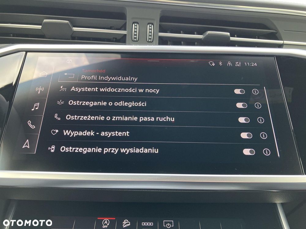 Audi A6 Allroad - 30