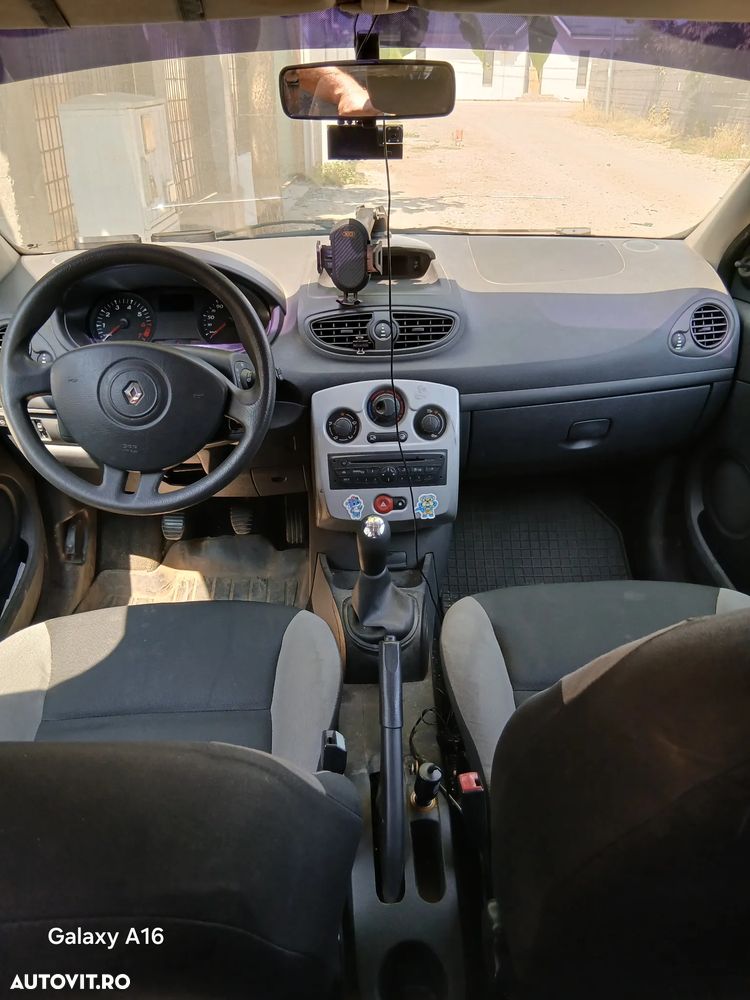 Renault Clio 1.2 16V Team - 5