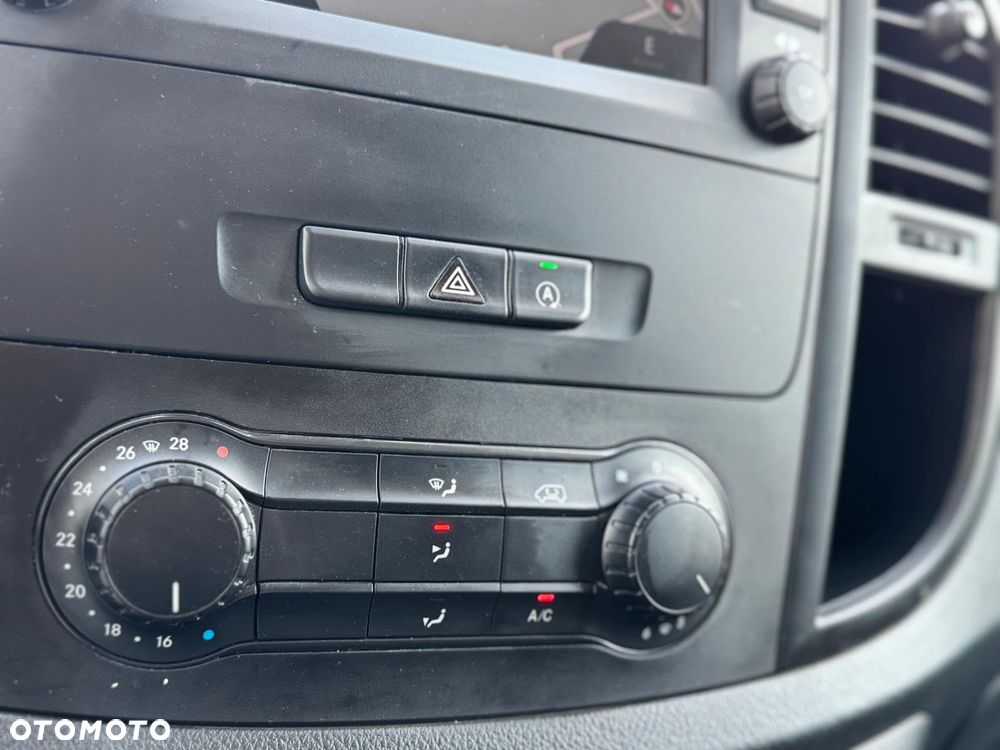 Mercedes-Benz Vito - 24