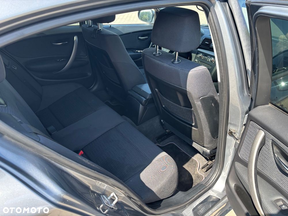 BMW Seria 1 116d - 9