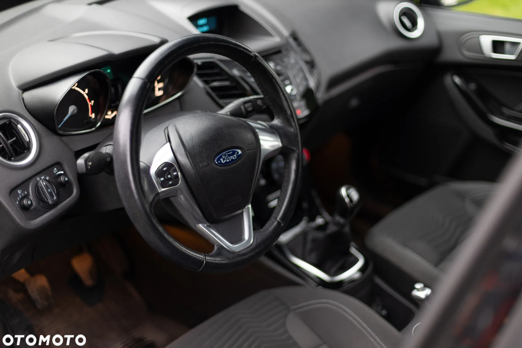 Ford Fiesta 1.0 EcoBoost Titanium - 21